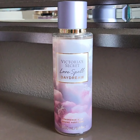 Victoria's Secret Bath Body Victoria Secret Love Spell